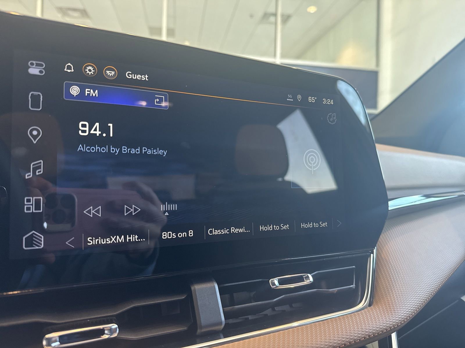 New 2026 Chevrolet Equinox ACTIV w/ Convenience Package III image 31