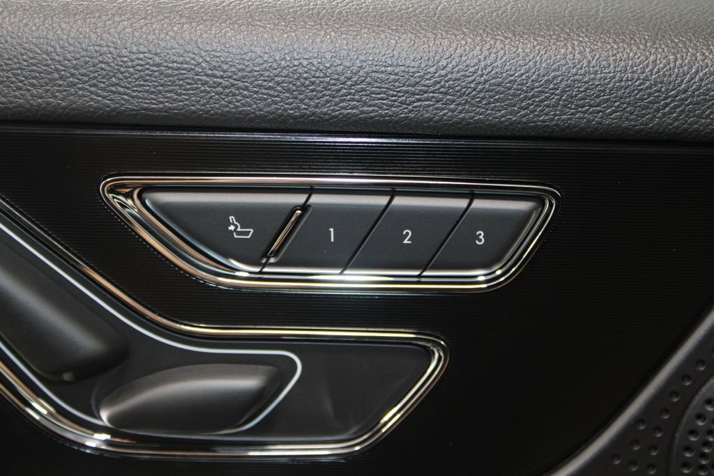 New 2025 Lincoln Corsair FWD w/ Equipment Group 101A image 40