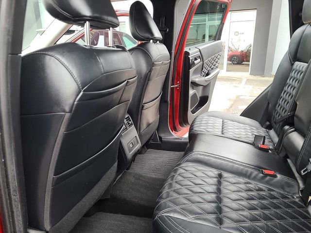 Used 2022 Mitsubishi Outlander SEL image 21