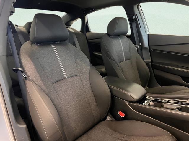 Used 2023 Honda Accord Sport image 10