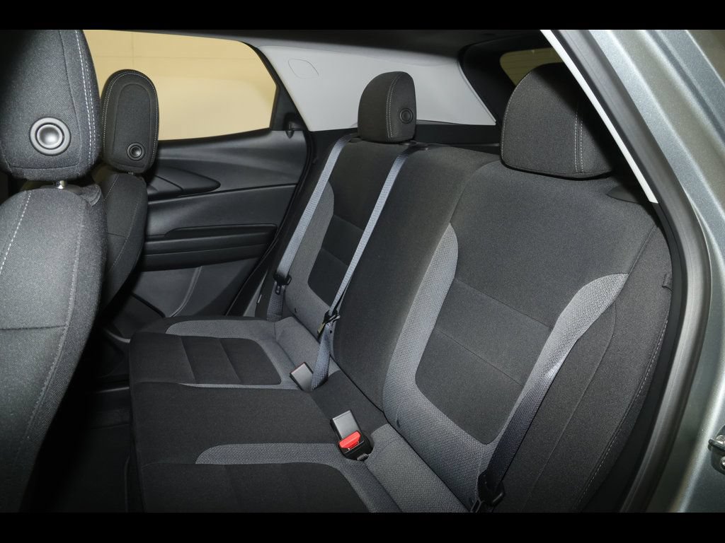 Used 2026 Chevrolet TrailBlazer LT FWD image 27