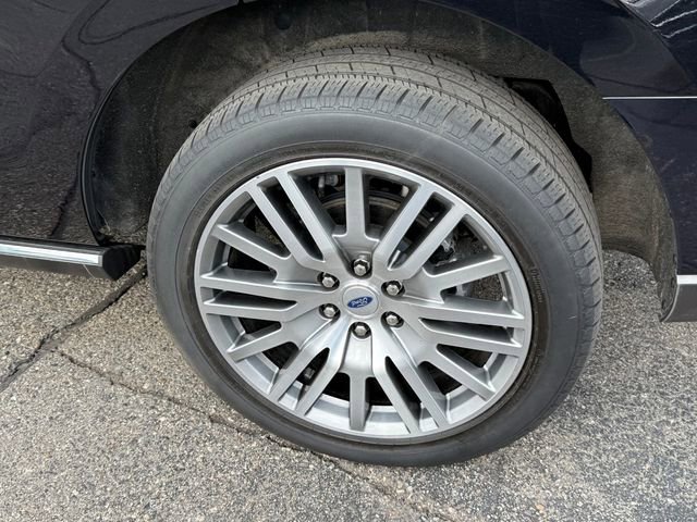 Certified 2023 Ford Expedition Limited image 5