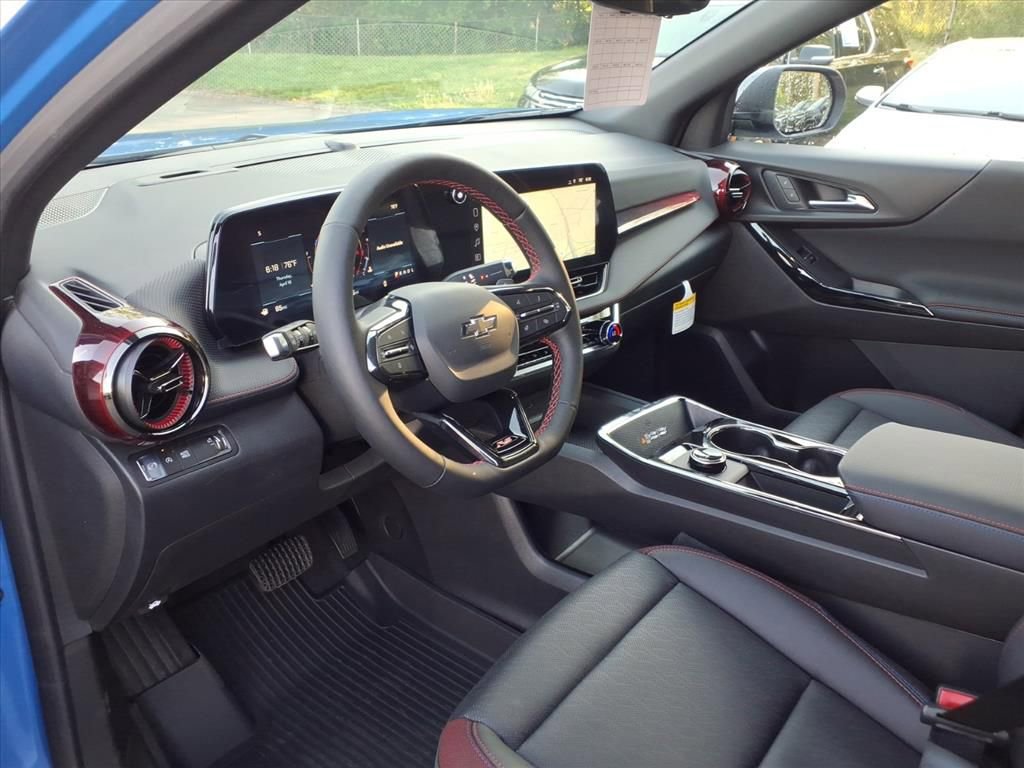 New 2026 Chevrolet Equinox RS w/ Convenience Package III FWD image 11