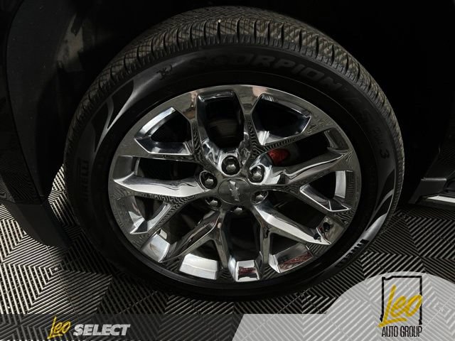 Used 2019 Chevrolet Suburban Premier AWD/4WD image 35