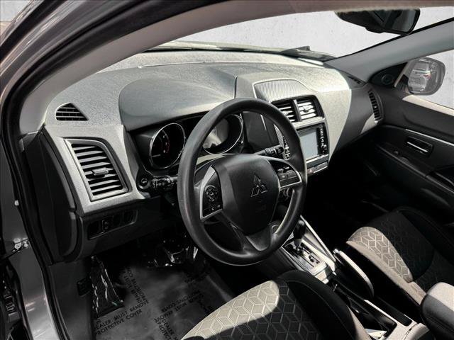 Used 2021 Mitsubishi Outlander Sport ES FWD image 11