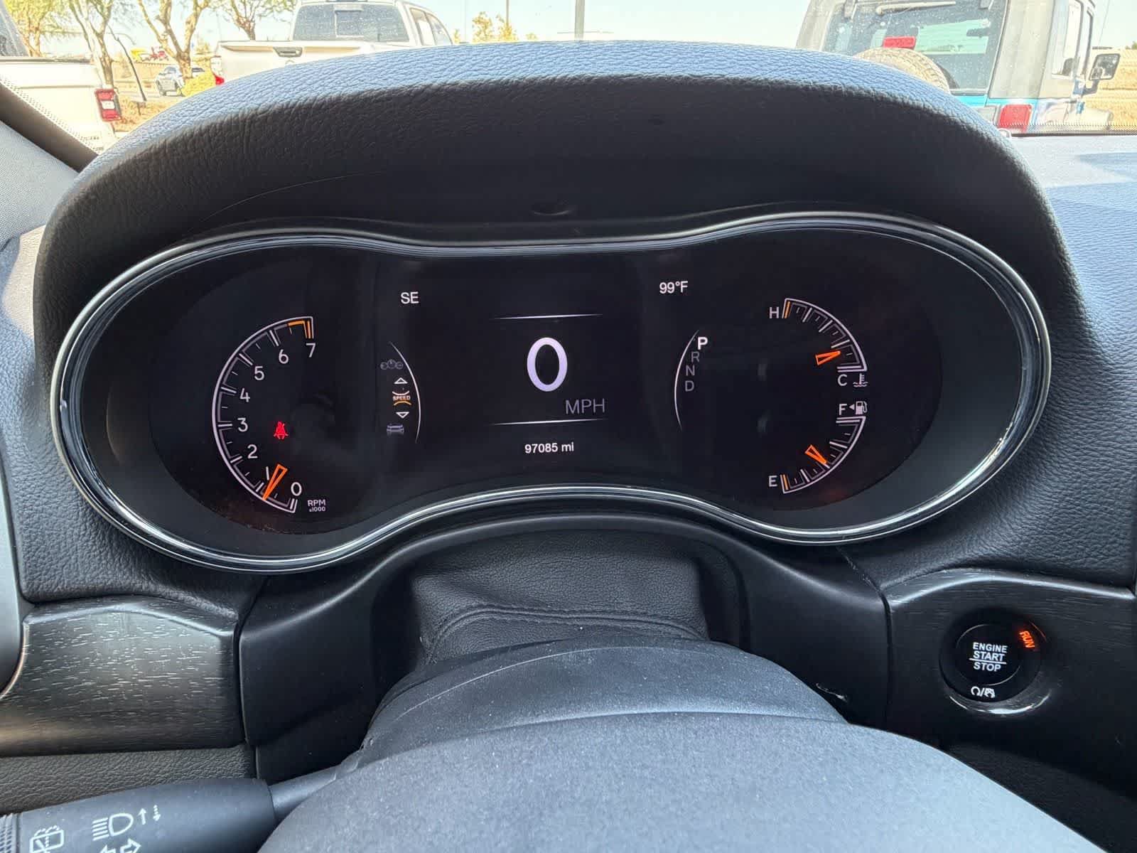 Used 2018 Jeep Grand Cherokee Laredo AWD/4WD image 12