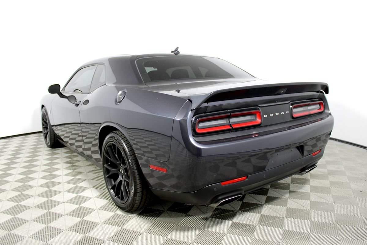 Used 2019 Dodge Challenger R/T Scat Pack w/ Dynamics Package RWD image 25