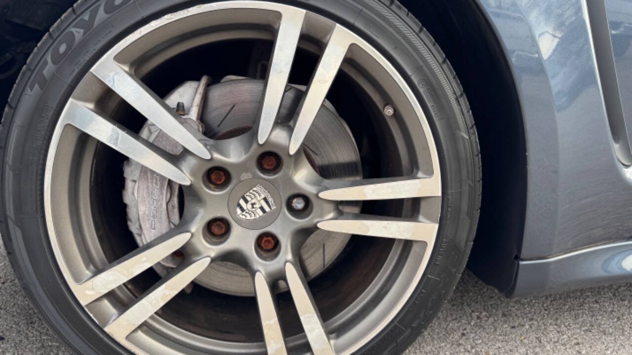 Used 2011 Porsche Panamera RWD image 32