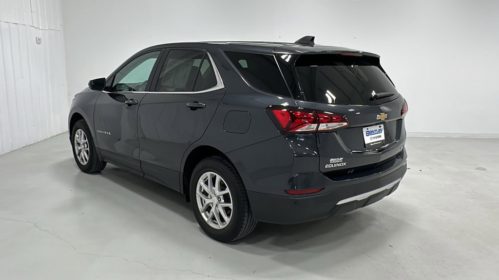 Used 2022 Chevrolet Equinox LT AWD/4WD image 3