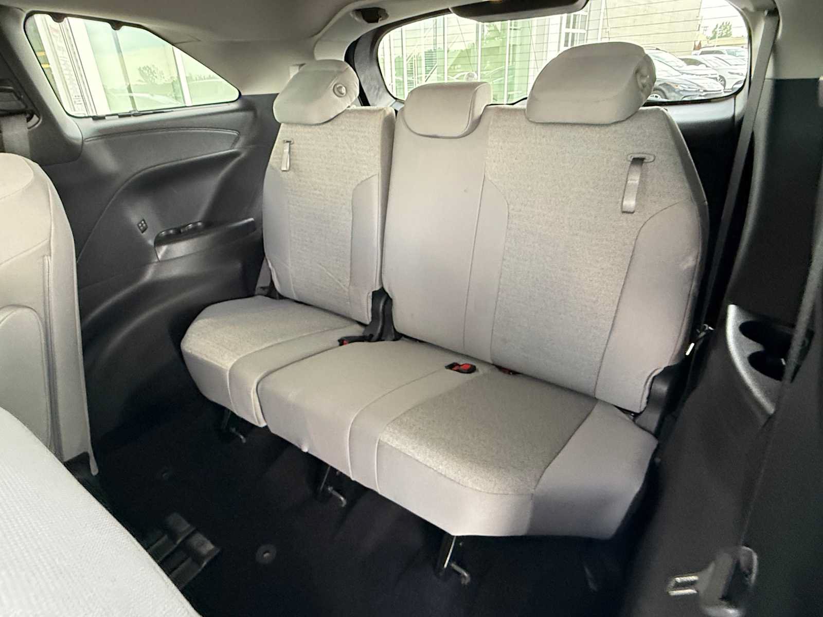 Certified 2026 Toyota Sienna LE AWD/4WD image 17