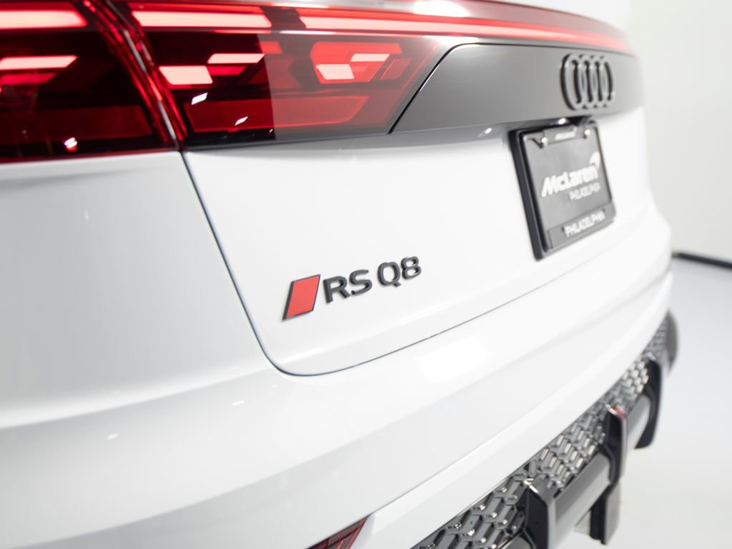 Used 2026 Audi RS Q8 performance AWD/4WD image 38
