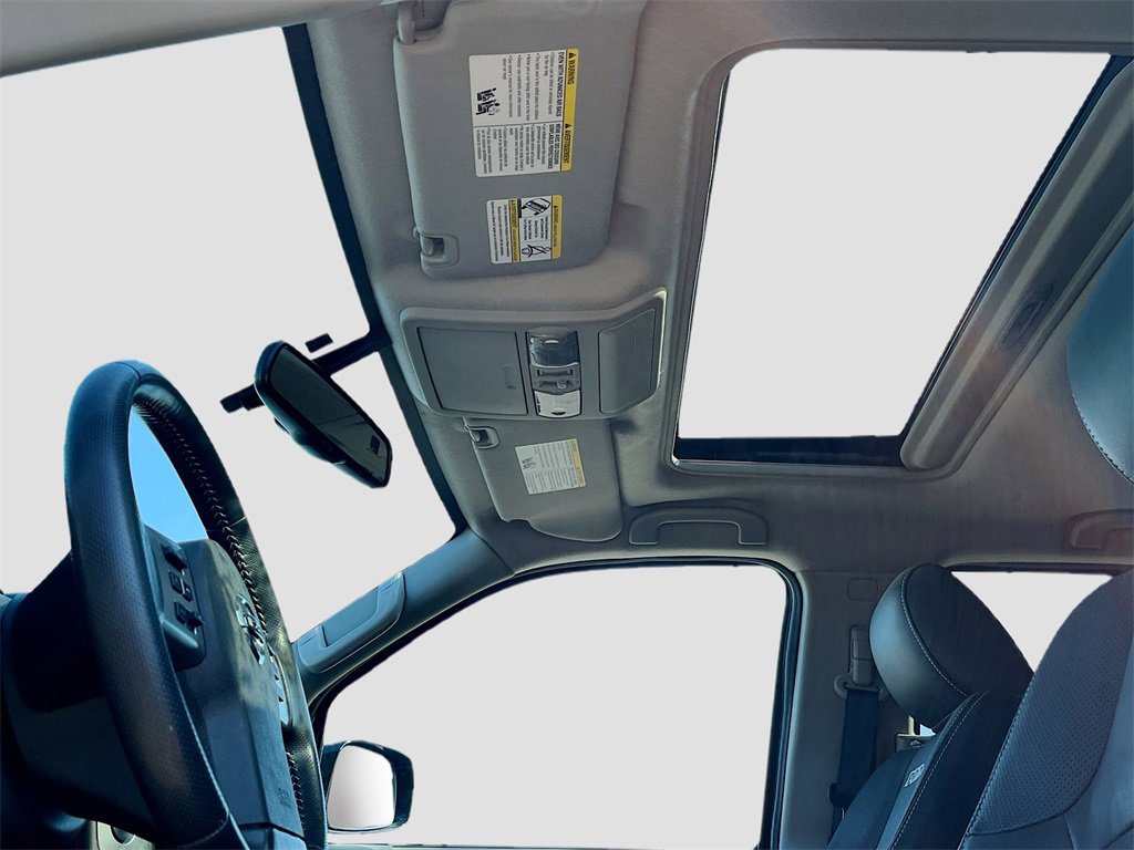 Used 2021 Nissan Frontier PRO-4X w/ Pro-4x Utility Package image 21