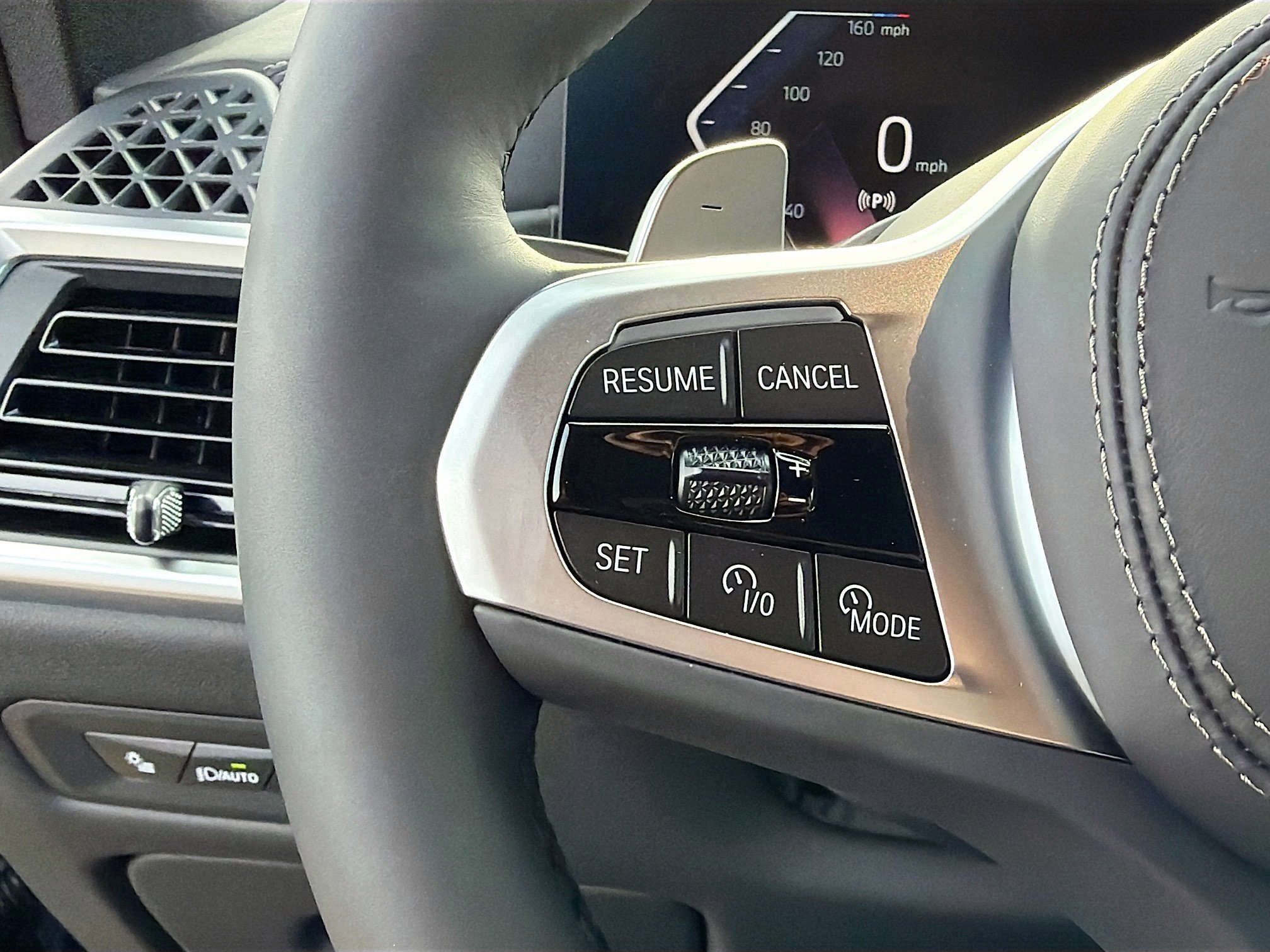 New 2026 BMW X5 xDrive50e w/ Executive Package image 38