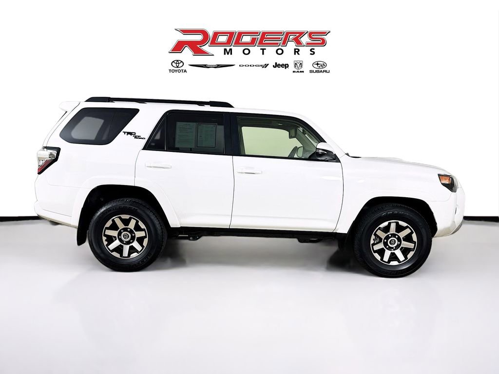 Certified 2024 Toyota 4Runner TRD Off-Road Premium w/ Moonroof Package AWD/4WD image 14