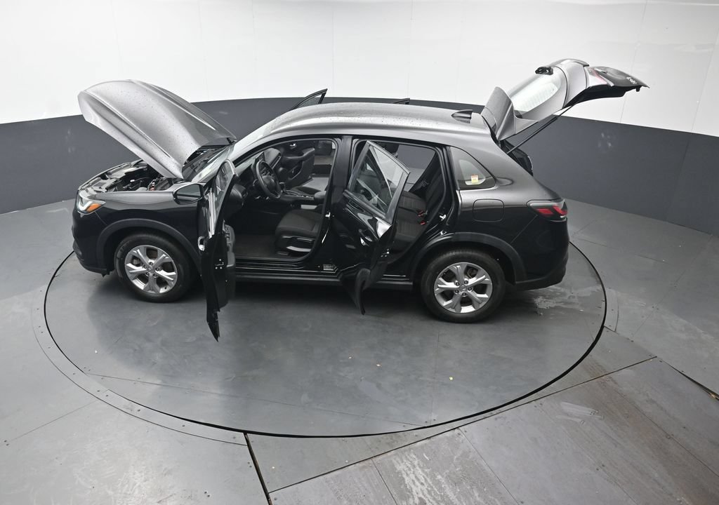 Used 2023 Honda HR-V LX image 41
