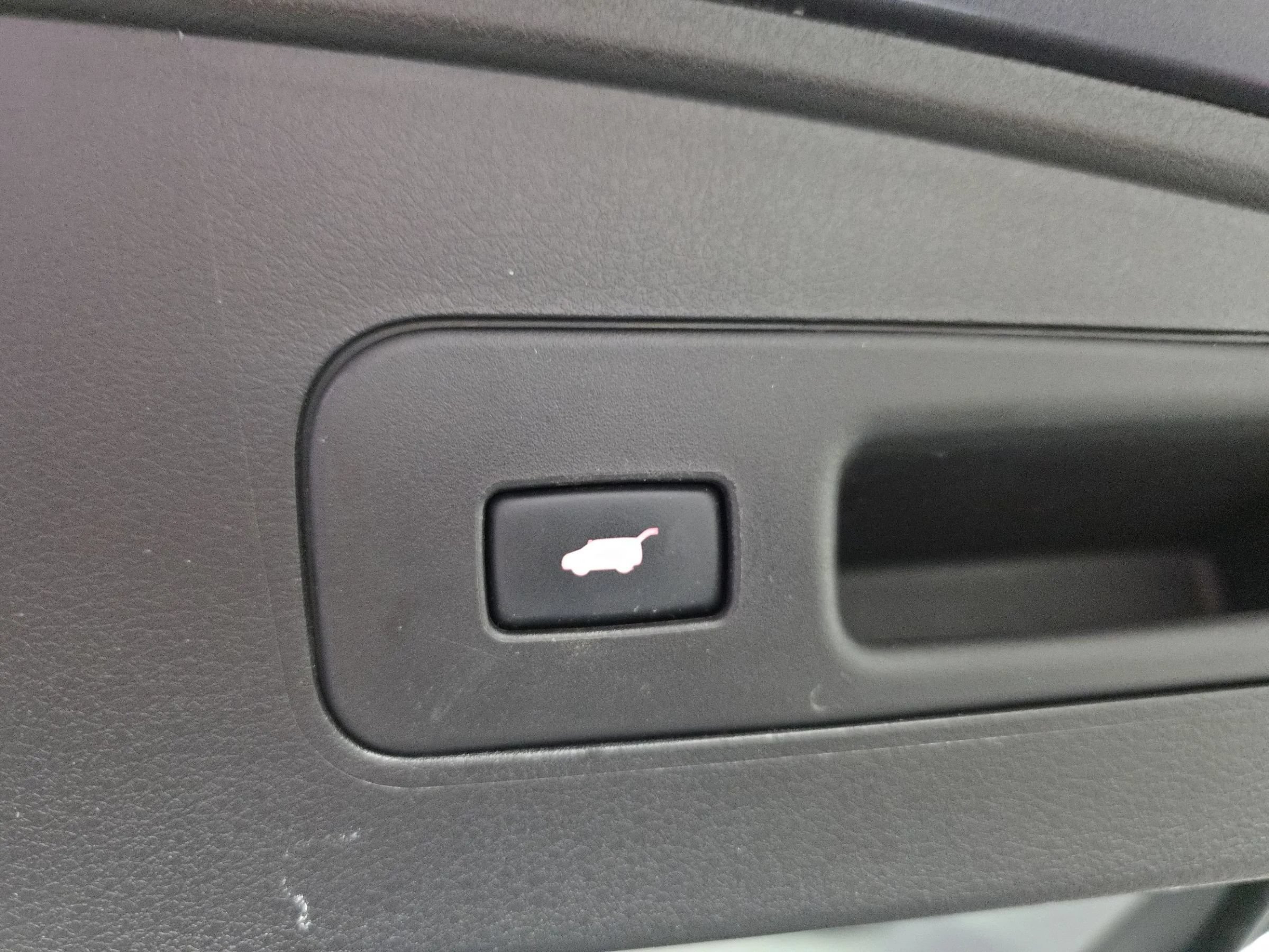 Used 2020 Acura MDX FWD w/ Technology Package image 21