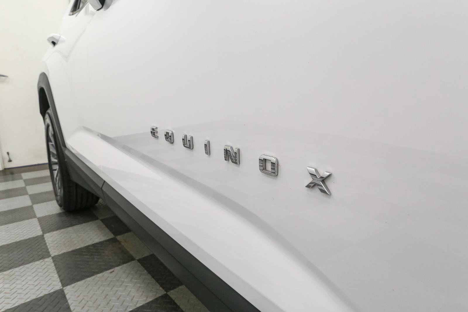 Used 2025 Chevrolet Equinox LT w/ Convenience Package II image 9