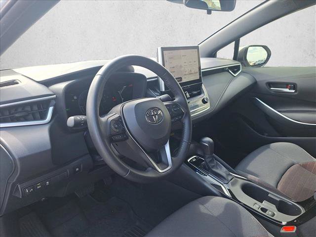 Certified 2025 Toyota Corolla SE w/ SE Premium Package FWD image 10