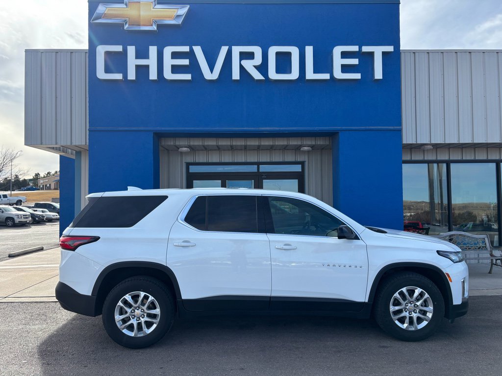 Used 2022 Chevrolet Traverse LS AWD/4WD image 5