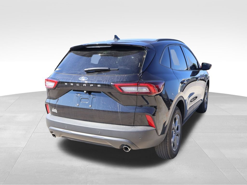 Certified 2026 Ford Escape ST-Line w/ Tech Pack #1 FWD image 16