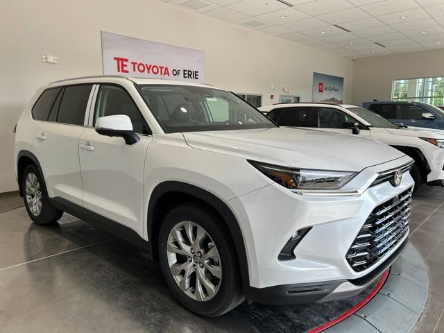 New 2026 Toyota Grand Highlander AWD video 1