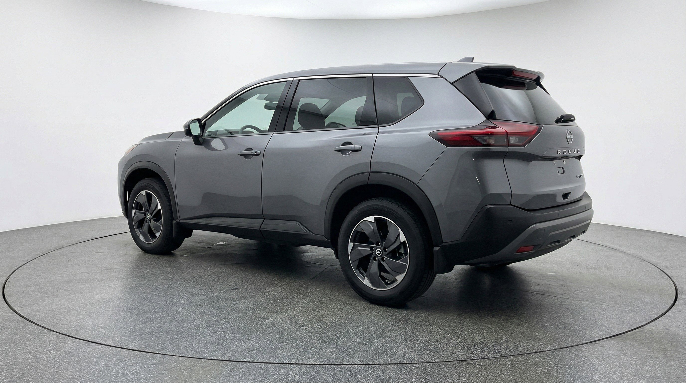 Used 2025 Nissan Rogue SV AWD/4WD image 6