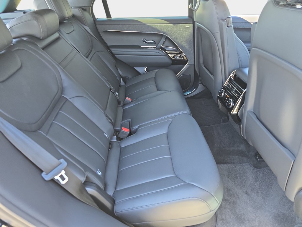 New 2026 Land Rover Range Rover Sport Dynamic SE AWD/4WD image 11
