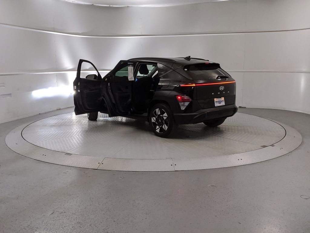 Used 2024 Hyundai Kona SEL image 10