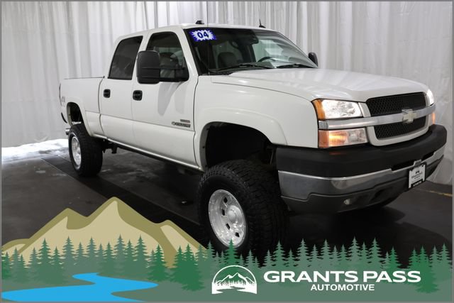 Used 2004 Chevrolet Silverado 2500 LT w/ Heavy-Duty Power Package AWD/4WD image 1