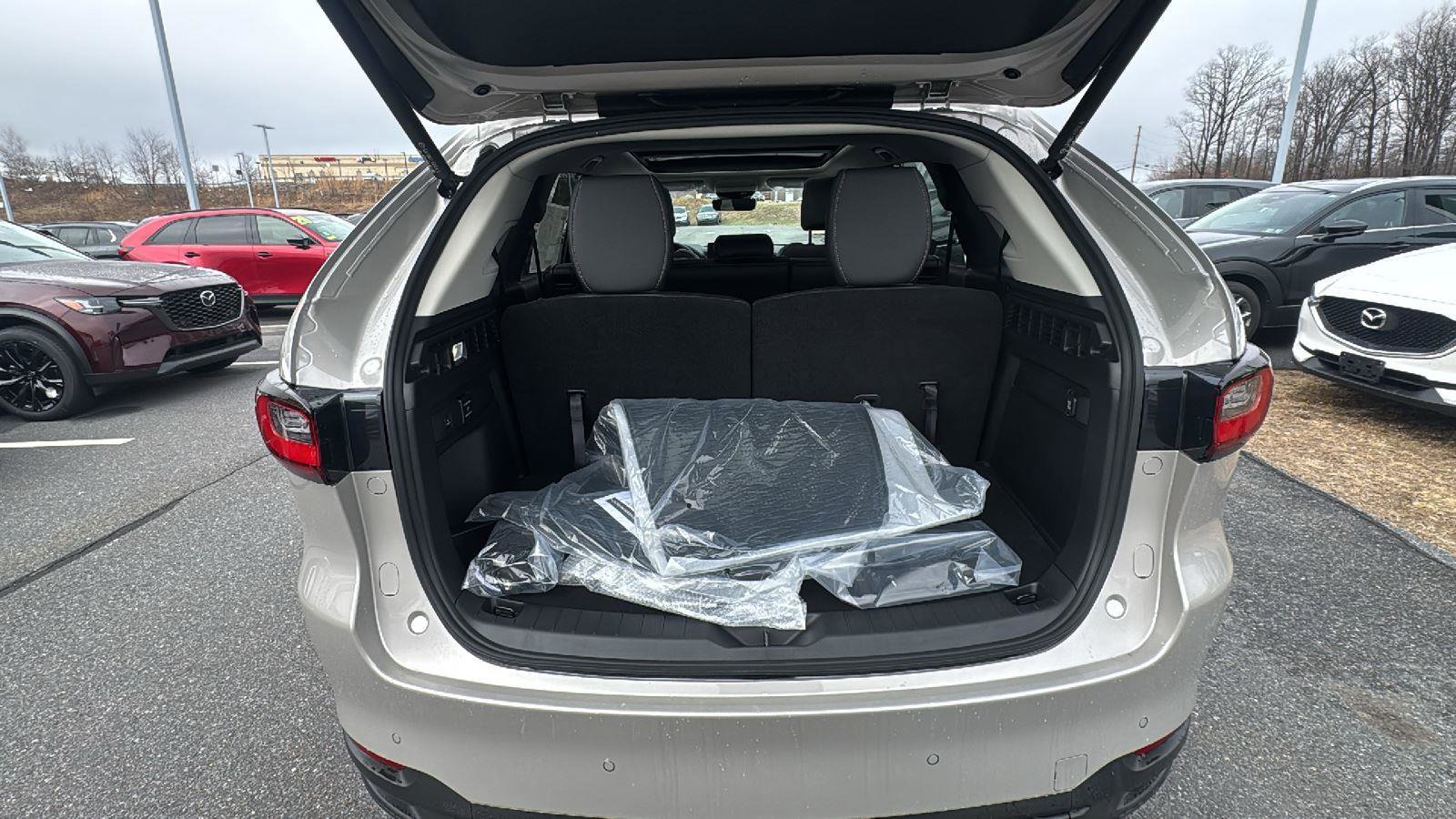 New 2026 MAZDA CX-90 Plug-In Hybrid w/Premium Sport image 13