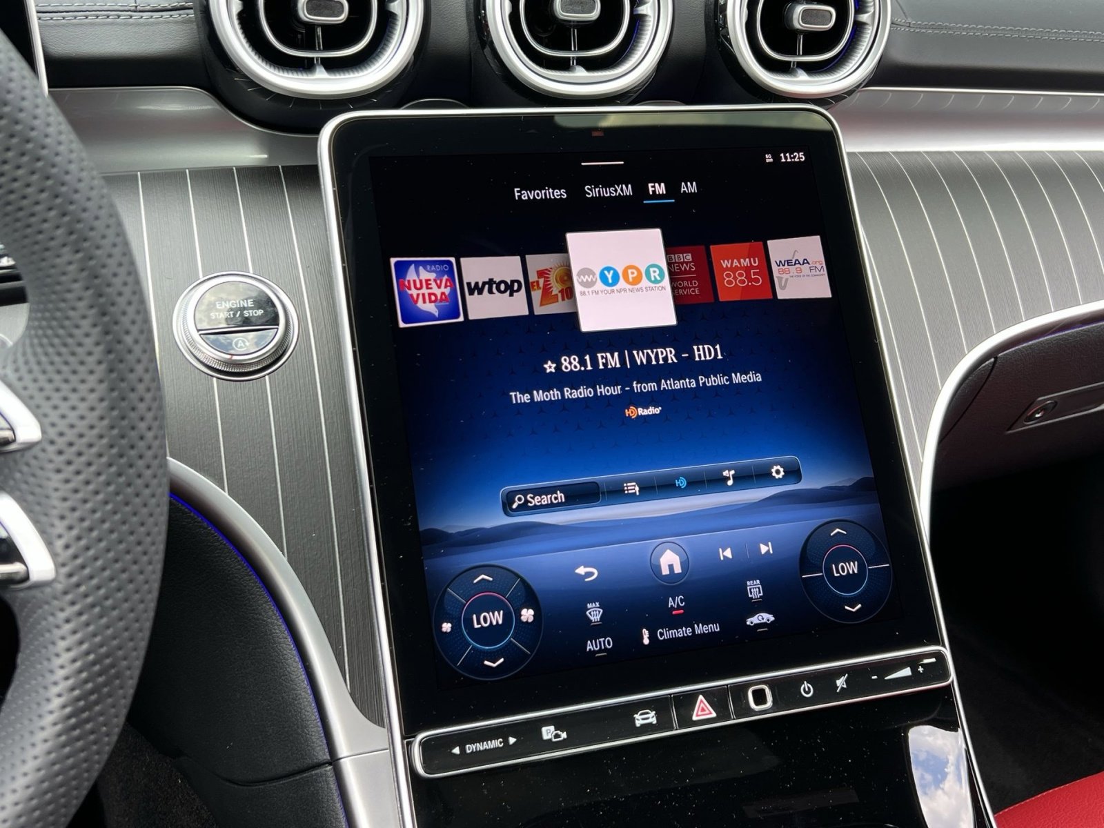 New 2025 Mercedes-Benz C 300 4MATIC Sedan image 16