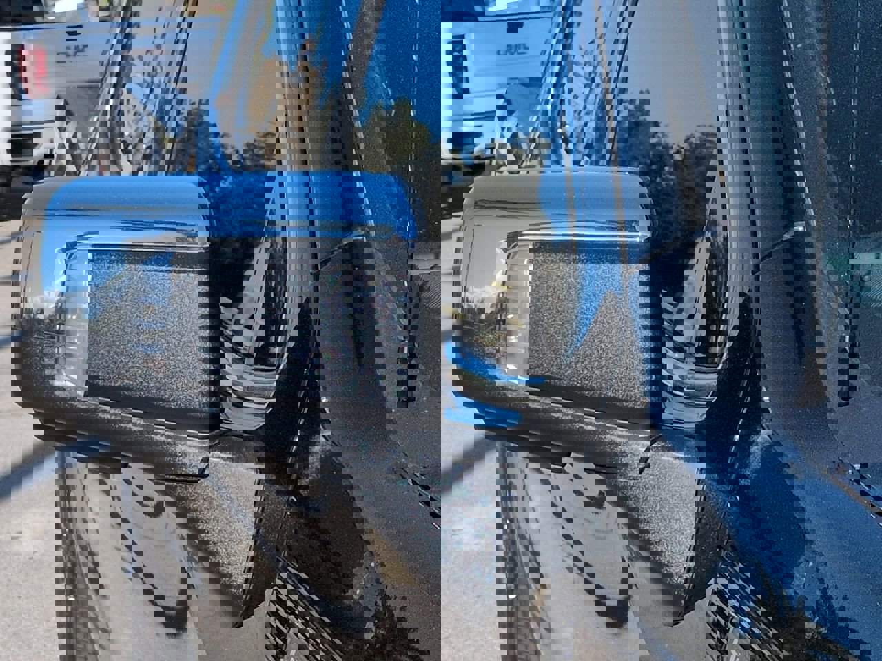 Used 2025 GMC Sierra 1500 Denali Ultimate image 11