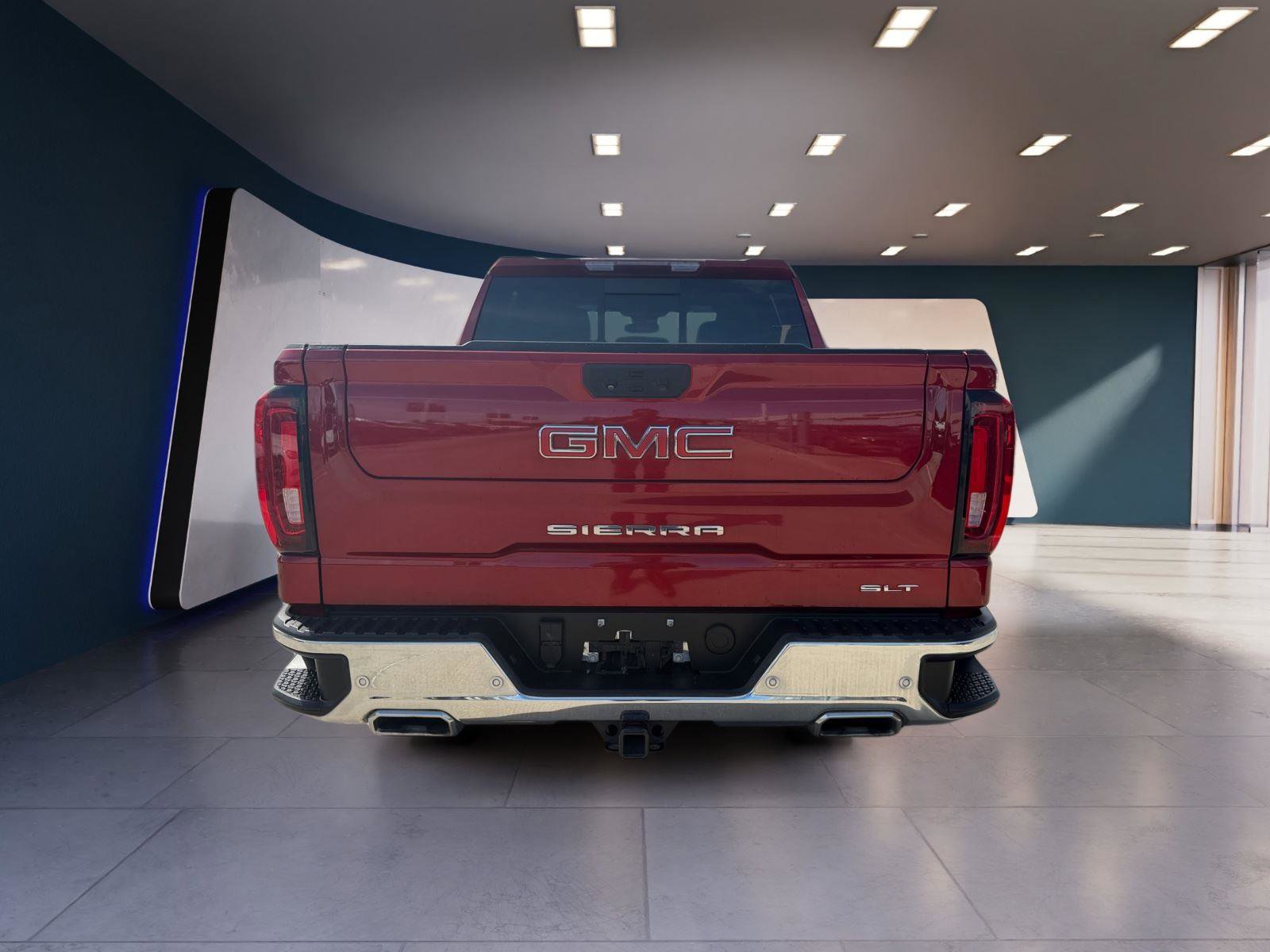 Used 2023 GMC Sierra 1500 SLT w/ SLT Premium Plus Package AWD/4WD image 4