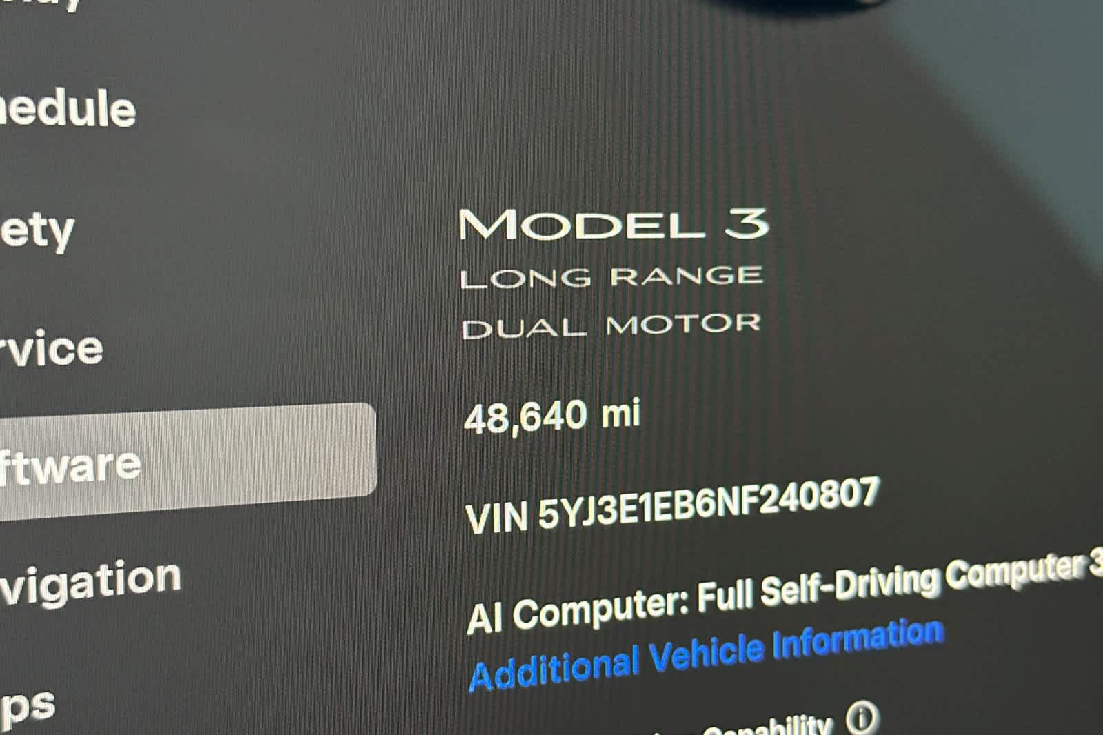 Used 2022 Tesla Model 3 Long Range AWD/4WD image 28
