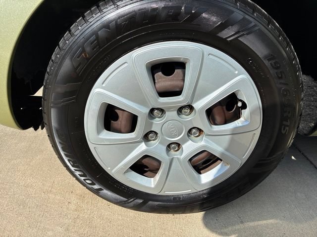 Used 2012 Kia Soul FWD image 3