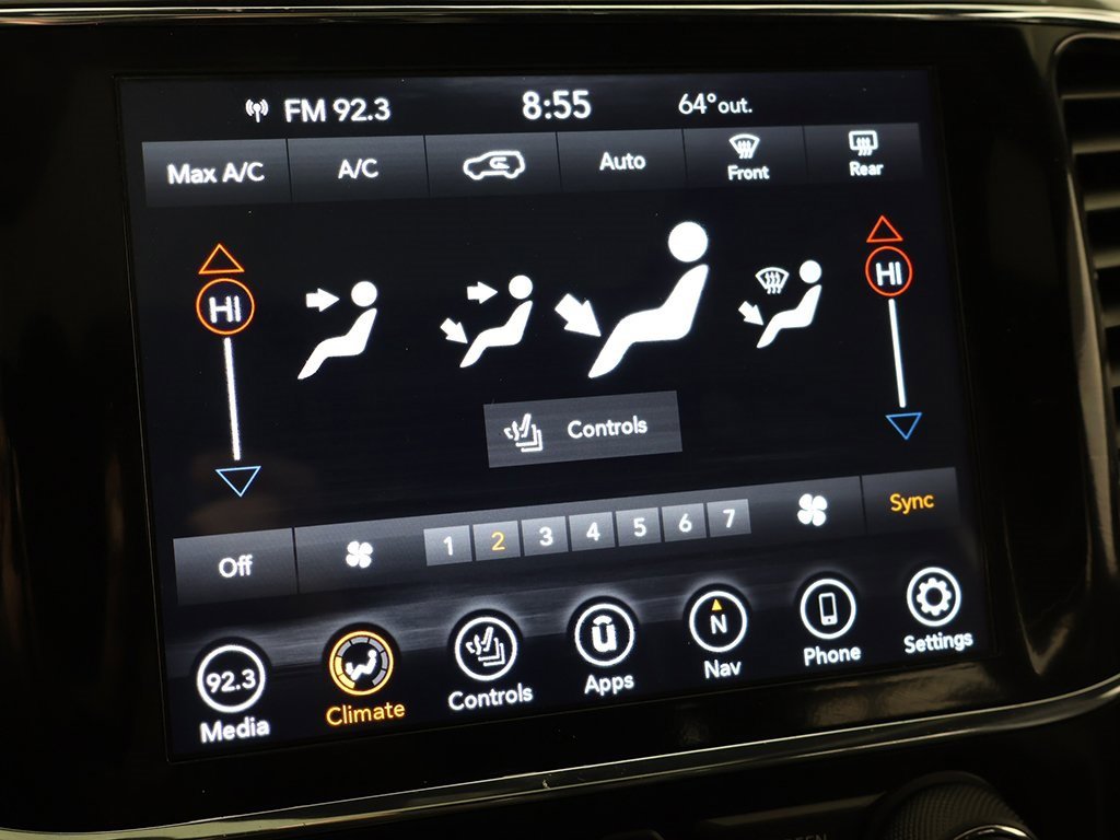 Used 2022 Jeep Grand Cherokee Limited image 48