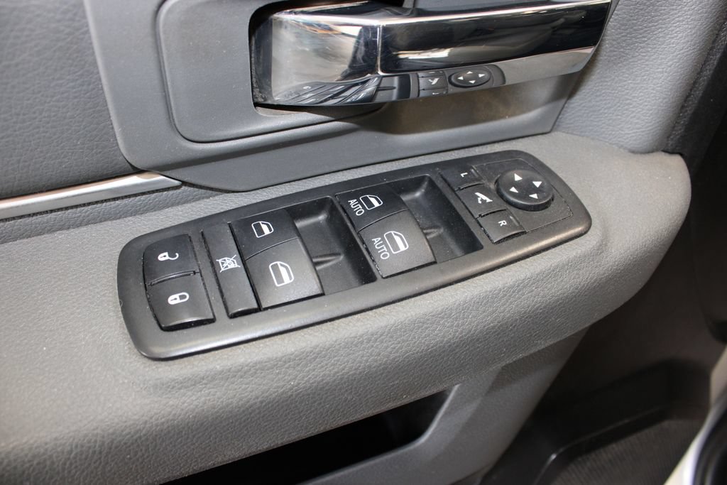 Used 2019 RAM 1500 Big Horn AWD/4WD image 19