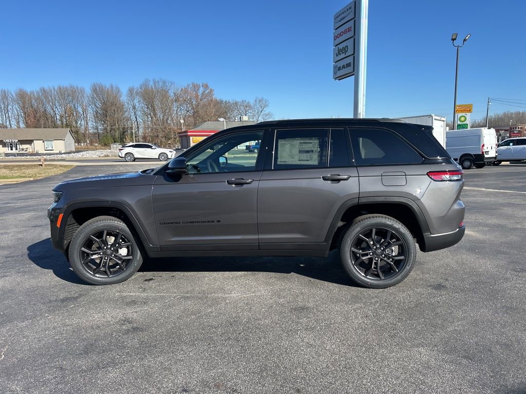 New 2025 Jeep Grand Cherokee Limited image 7