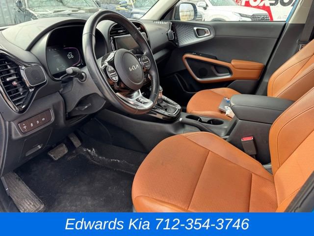 Used 2025 Kia Soul EX image 22