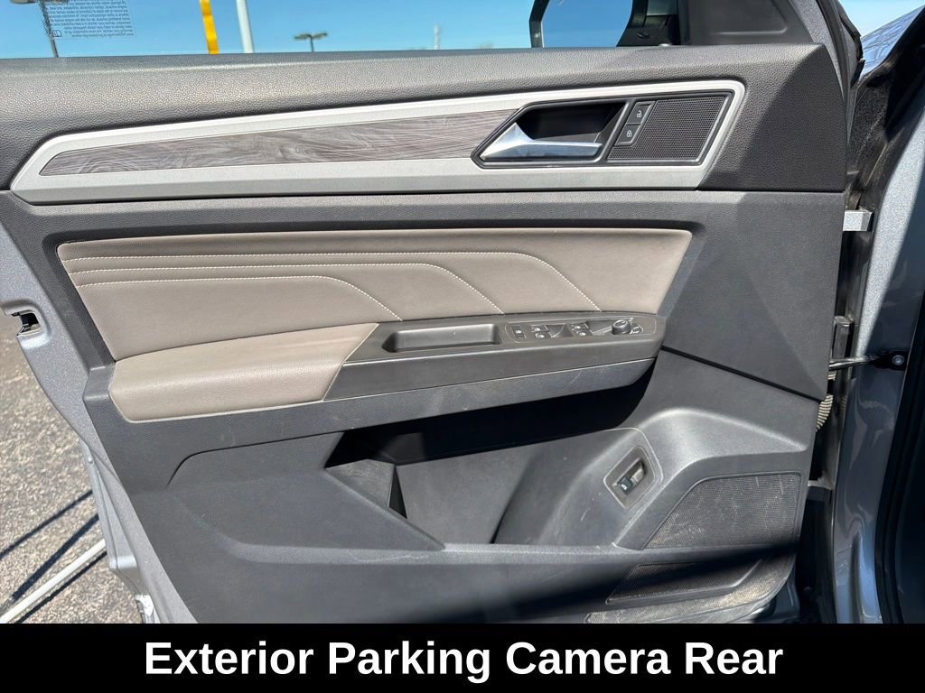 Used 2023 Volkswagen Atlas Cross Sport SE image 11