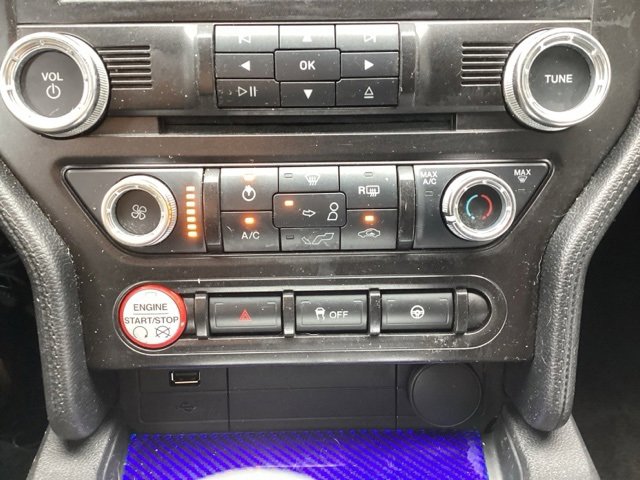 Used 2016 Ford Mustang Coupe image 17