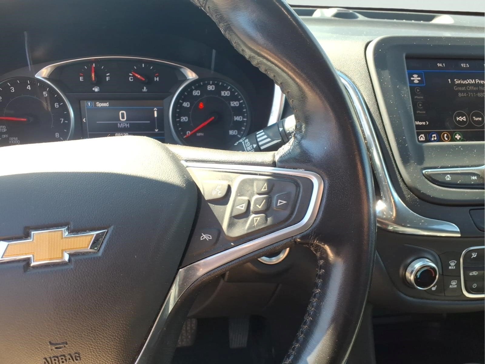 Used 2022 Chevrolet Equinox LT FWD image 11