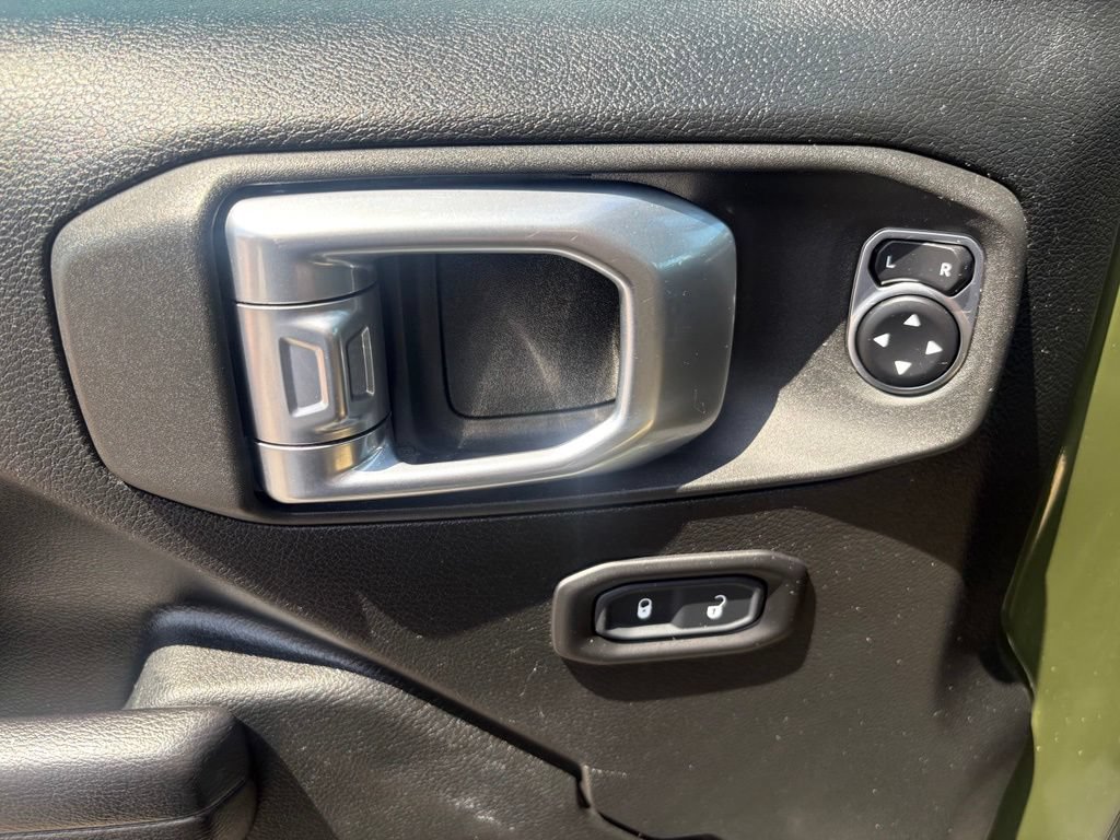 Used 2020 Jeep Wrangler Unlimited Sport S AWD/4WD image 15