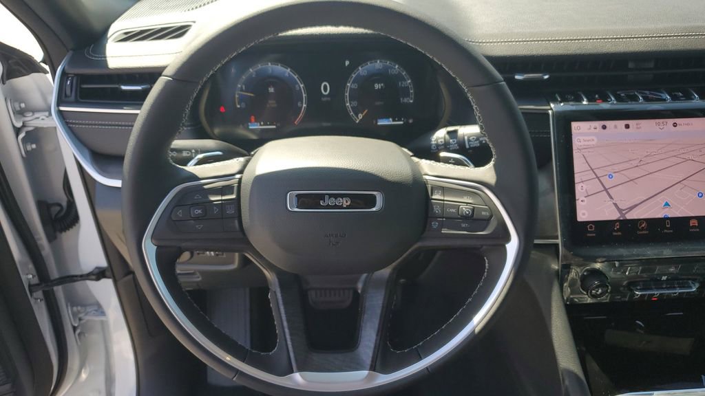 New 2025 Jeep Grand Cherokee L Limited w/ Black Appearance Package image 30