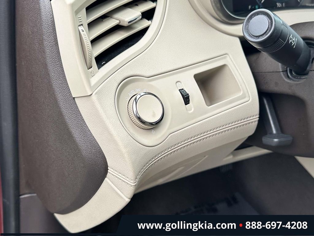 Used 2016 Buick LaCrosse Leather FWD image 19
