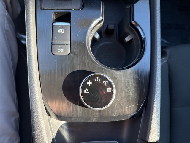 Certified 2025 Nissan Rogue S image 15