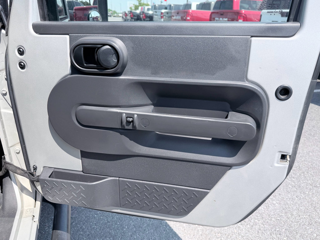 Used 2007 Jeep Wrangler X AWD/4WD image 25