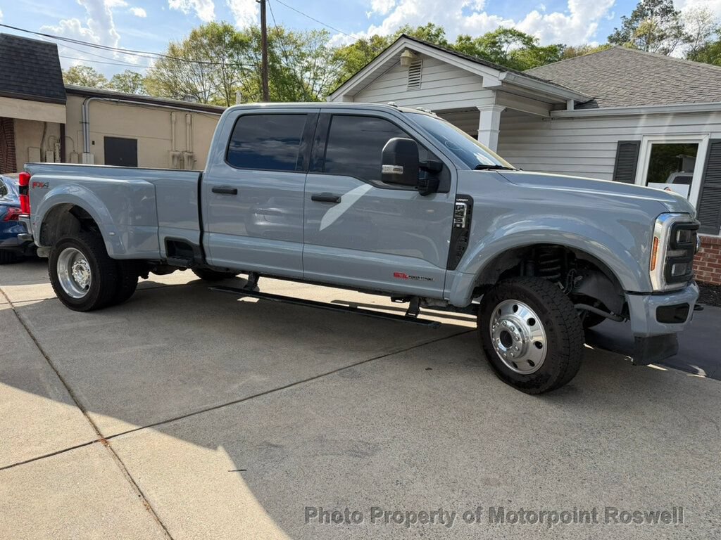 Used 2025 Ford F450 Lariat w/ Lariat Ultimate Package AWD/4WD image 3