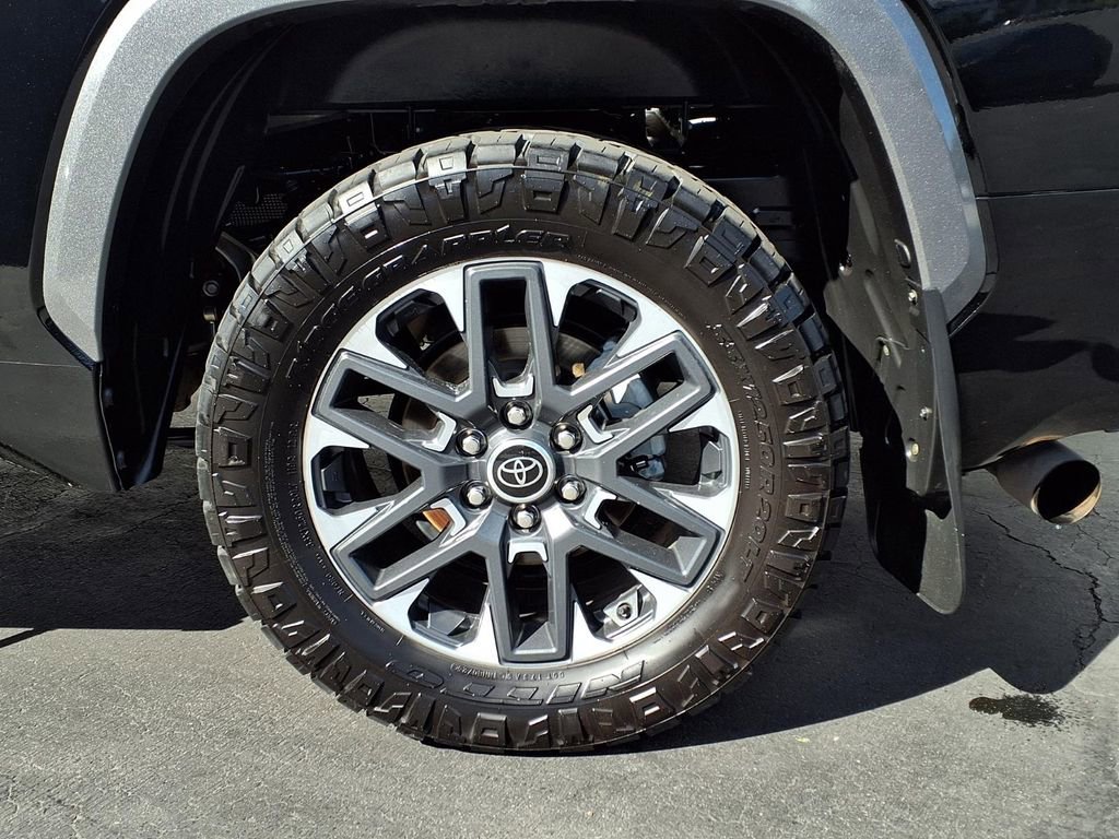 Used 2024 Toyota Tundra Limited image 4