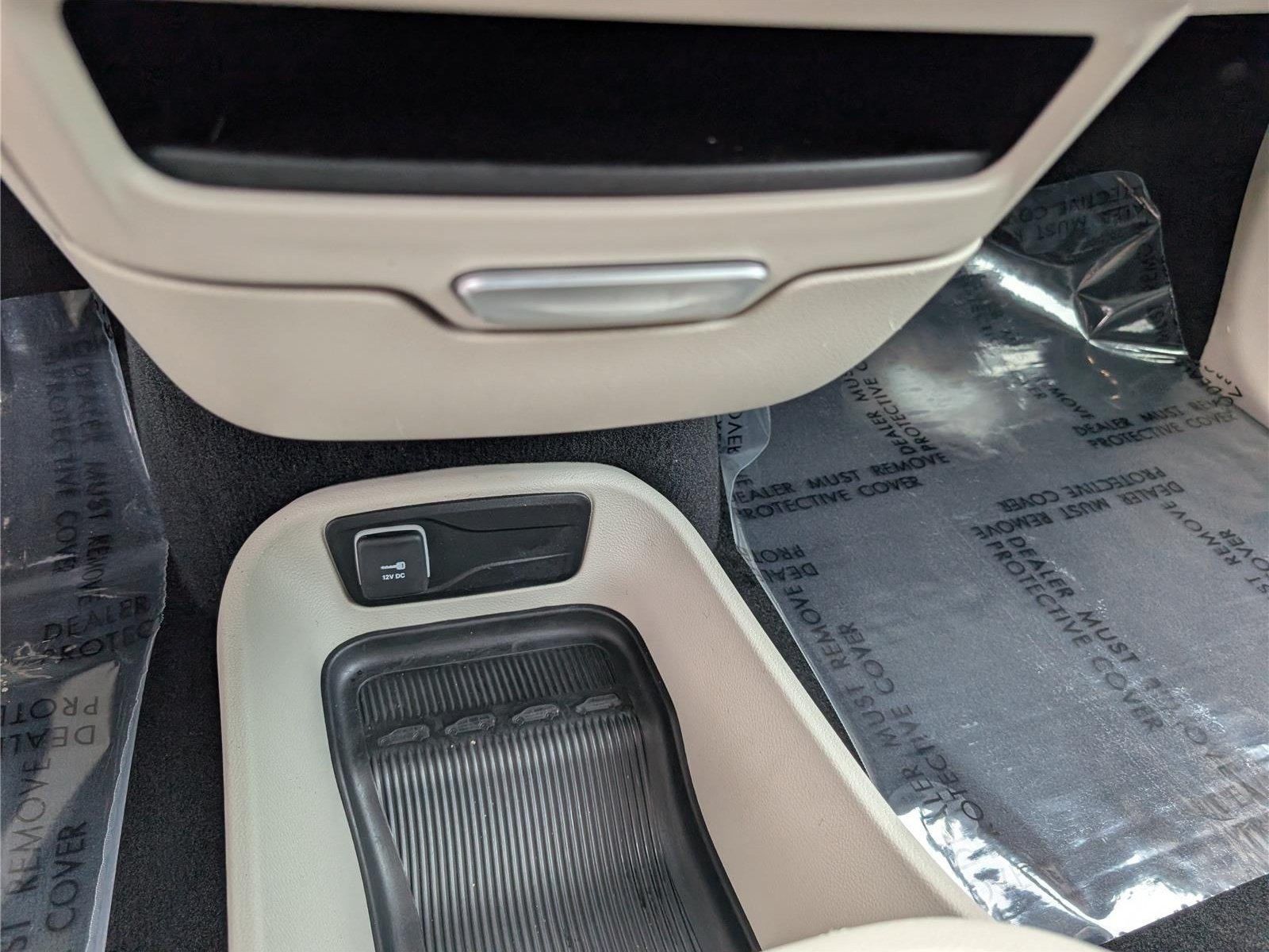 Used 2023 Chrysler Pacifica Touring-L FWD image 25
